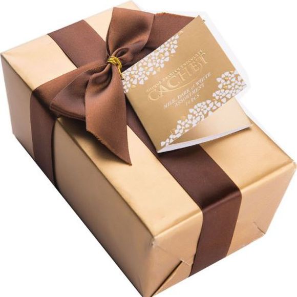 Cachet unique Belgian black and white chocolate assortment (gift) 12 * 200g -0377